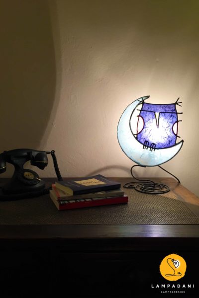 owl-shaped table lamp